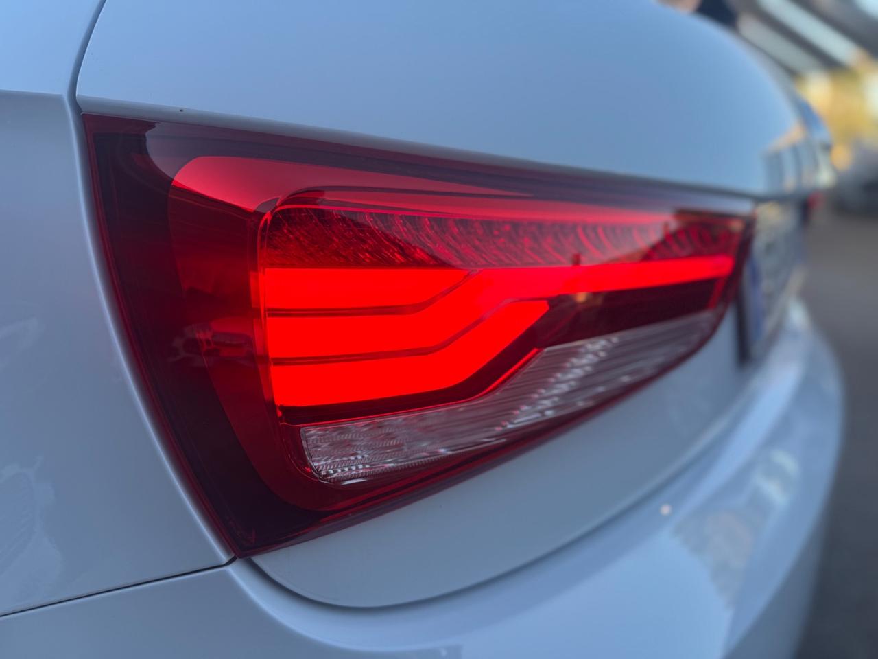 Audi A1 SPB 1.0 TFSI ultra S-Line Bianca metallizzata 70mkm
