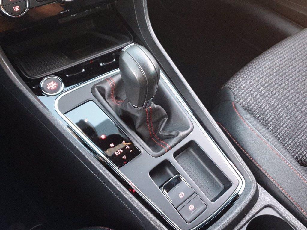SEAT Leon st 1.6 tdi fr 115cv dsg del 2019