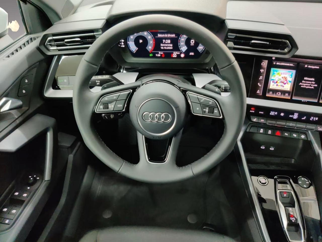 Audi A3 Sportback S line 35 TFSI S-tronic/LED/