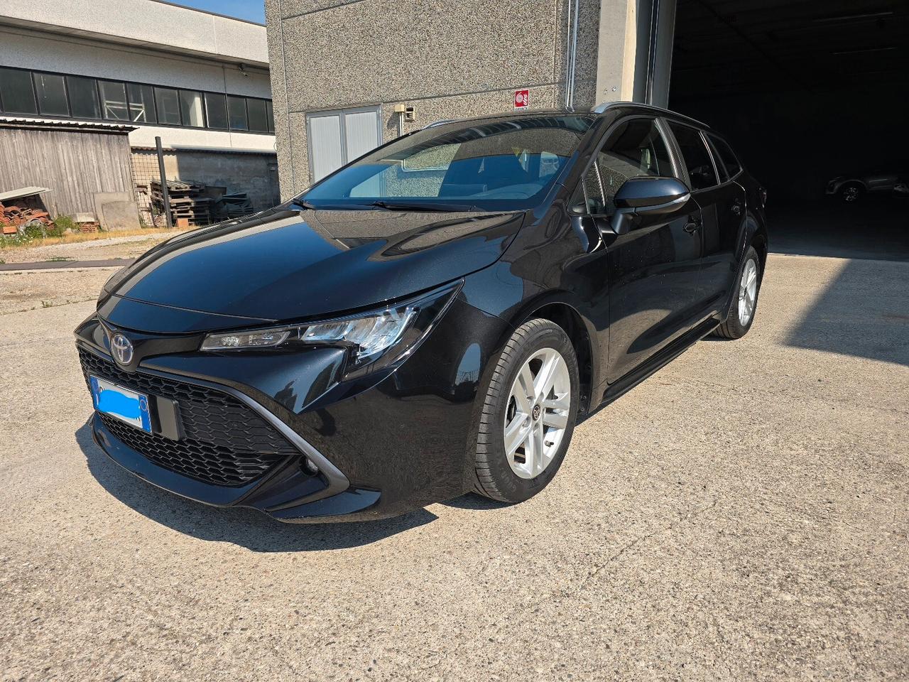 Toyota Corolla Touring Sports 1.8 Hybrid Business
