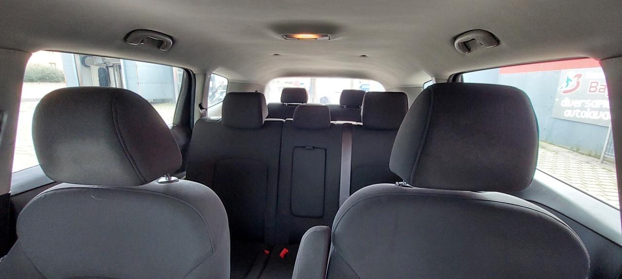 CHEVROLET ORLANDO 2,0 DIESEL 163 CV- 7 POSTI NAVIGATORE TELEFONO SENSORI CRUISE IMPECCABILE