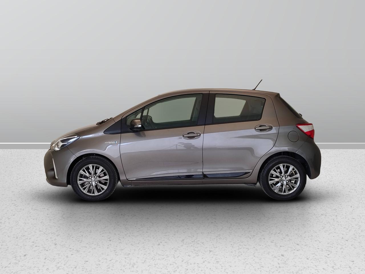 TOYOTA Yaris III 2017 - Yaris 5p 1.5h Active