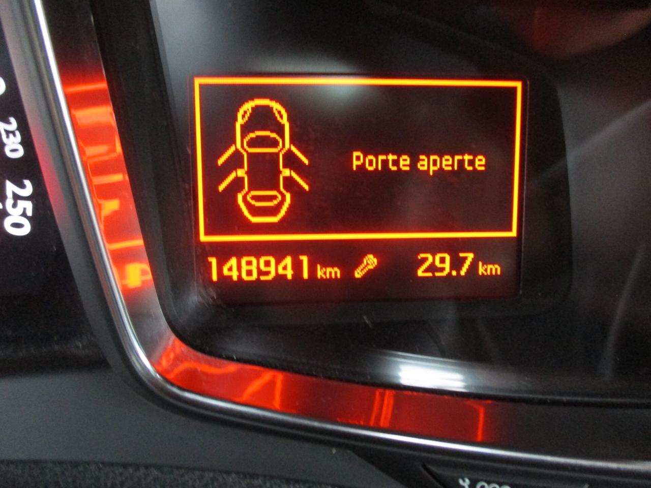 Ds DS5 5 BlueHDi 180 S&S EAT6 SPORT CHIC STRAFULL