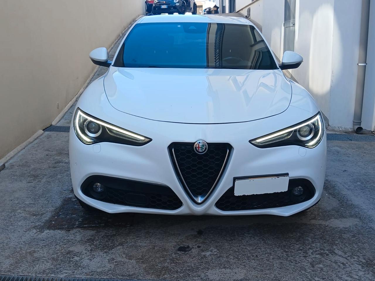 Alfa Romeo Stelvio 2.2 Turbodiesel 190 CV AT8 Q4 Business