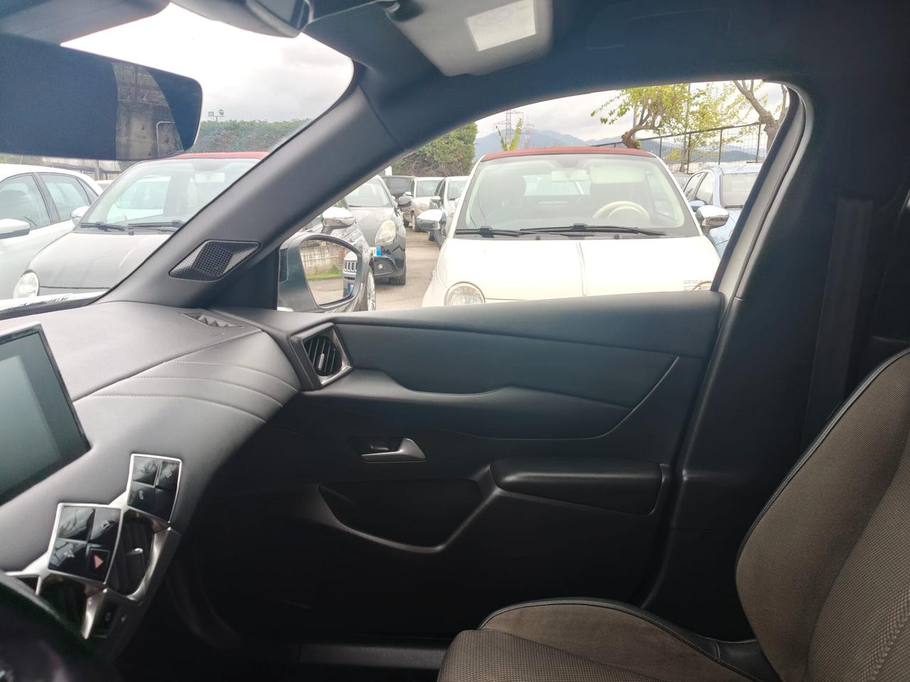 Ds3 Crossback White Edition Bi-Color 100cv Performance Line