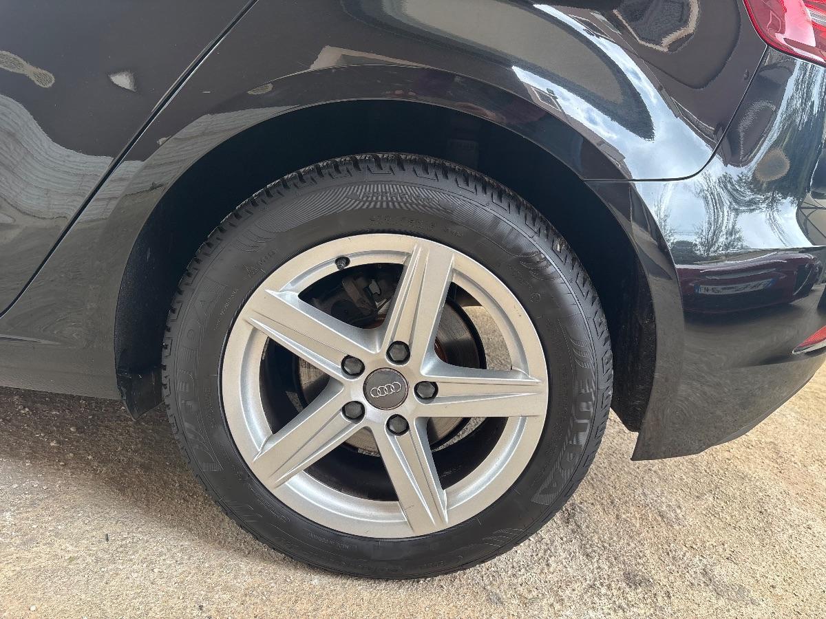 AUDI - A3 - SPB 30 TDI Admired