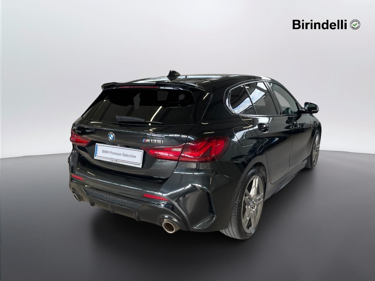 BMW Serie 1 (F40) - M 135i xDrive