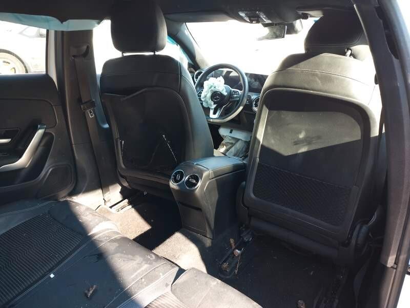 Mercedes-benz A 160 d Premium
