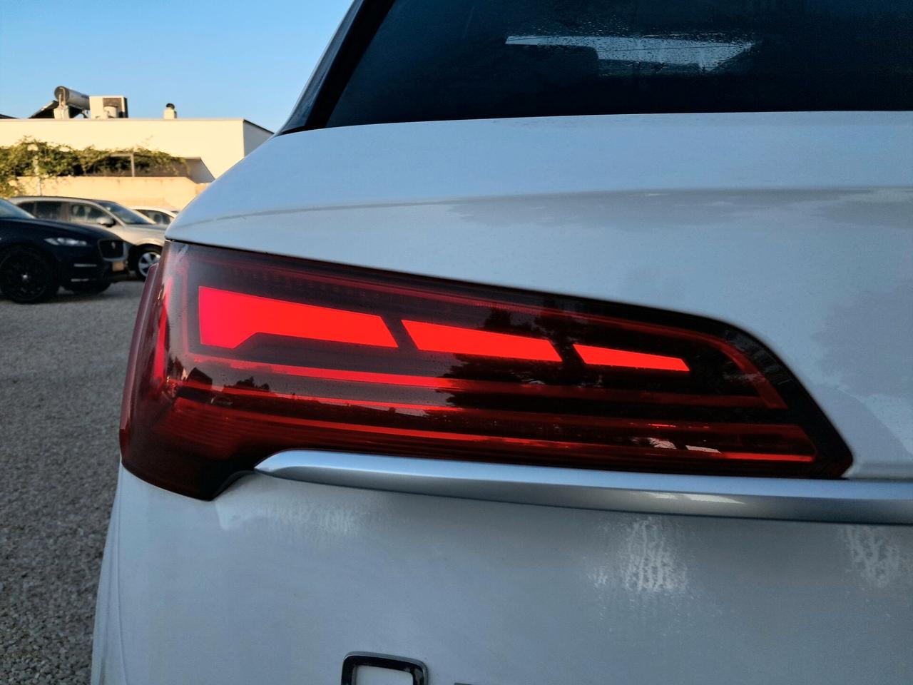 Audi Q5 40 TDI- S Tronic * TETTO-PELLE*LED-NAVY*RADAR