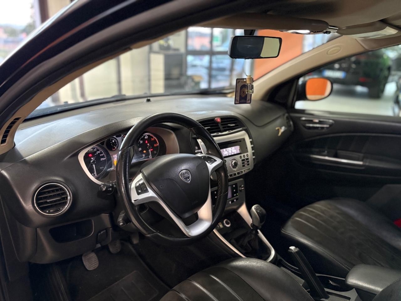 Lancia Delta 1.6 MJT DPF Platino PERMUTE E E FINANZIAMENTI