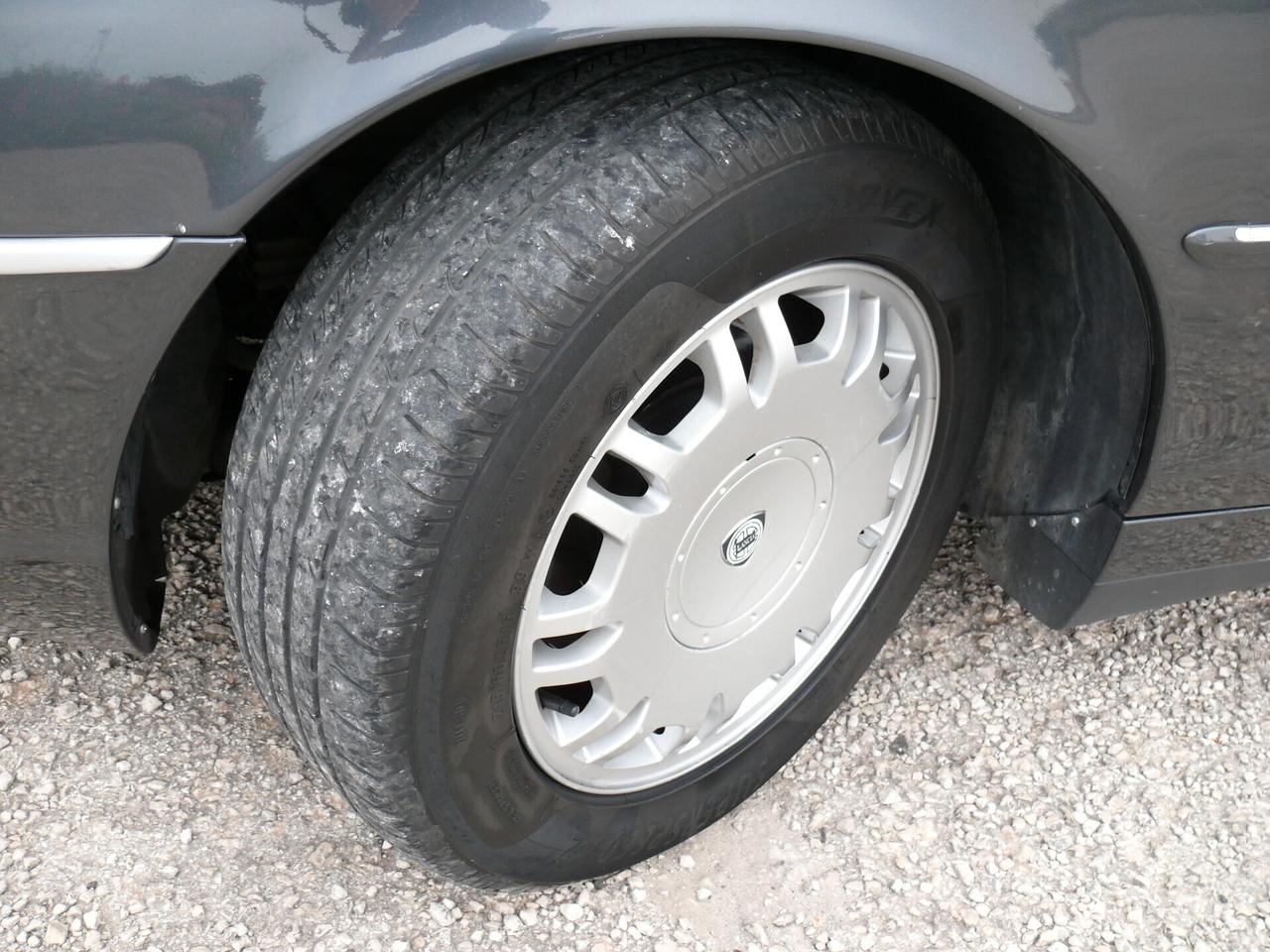 Lancia Thesis 2.4 JTD 20V aut. (M1328)