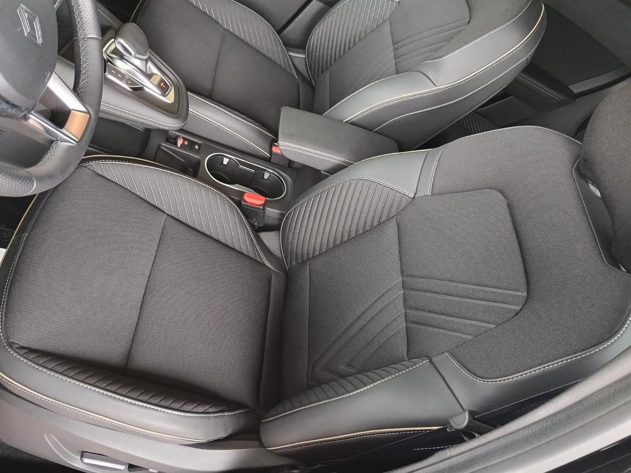 Renault Symbioz Full Hybrid E-Tech 145 CV Iconic
