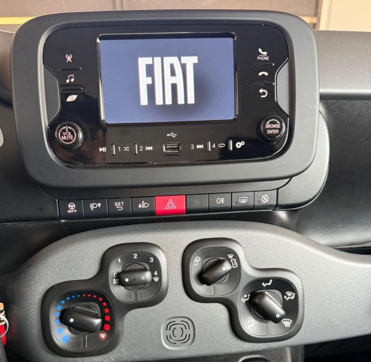 Fiat Panda unico proprietario accessoriata garanzia
