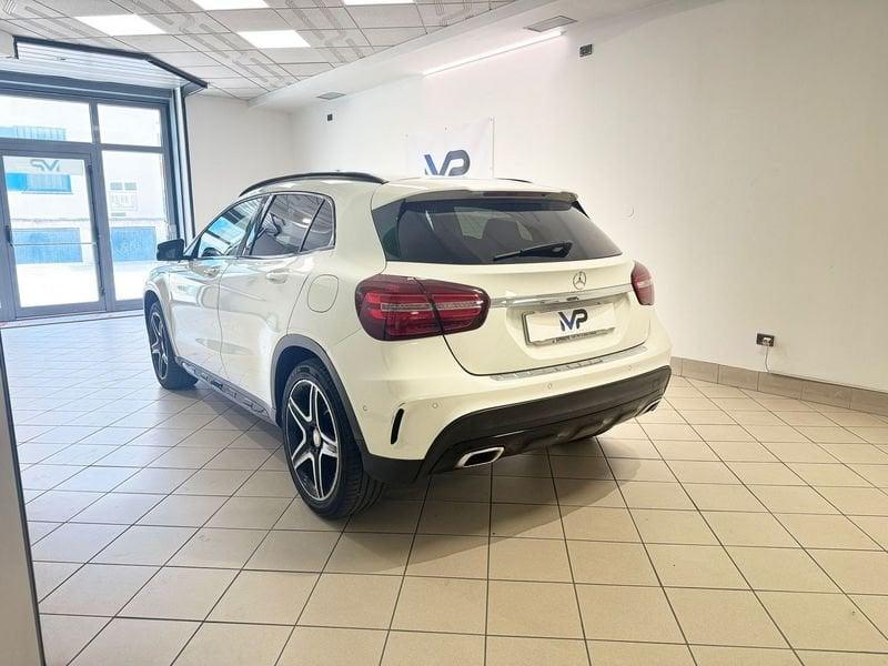 Mercedes-Benz GLA GLA 200 d Automatic Premium