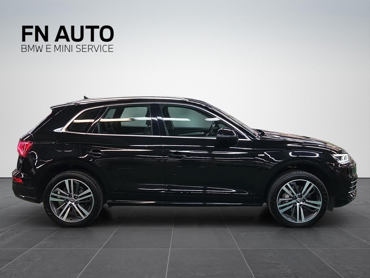 Audi Q5 55 TFSI e quattro S tronic line