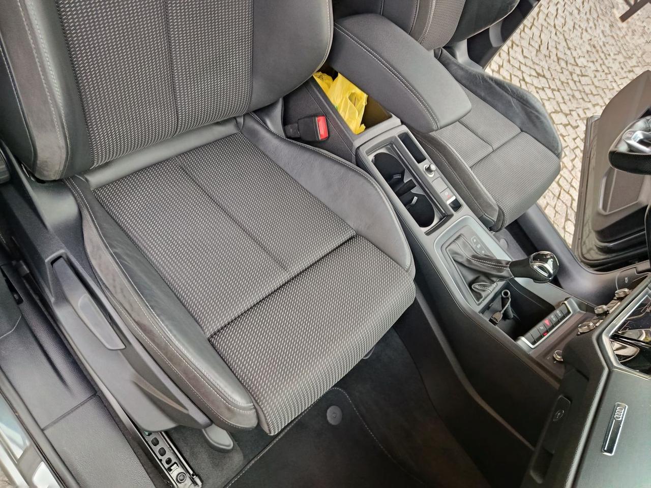 Audi Q3 S Line 2.0 35 TDI #8385