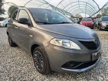 Lancia Ypsilon 1.2 69 CV 5 porte GPL Ecochic Elefantino Blu