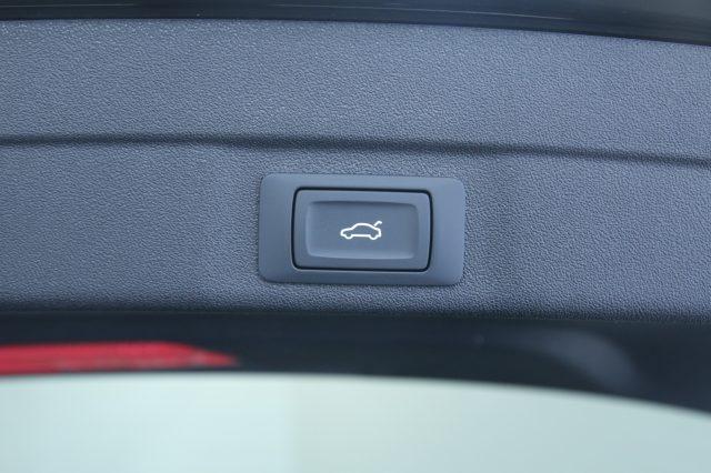 AUDI A5 Avant TFSI S tronic S Line edition black plus