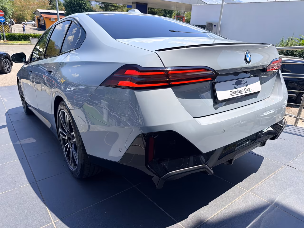 Bmw 520d 48V xDrive Msport 197cv grigio Nardo