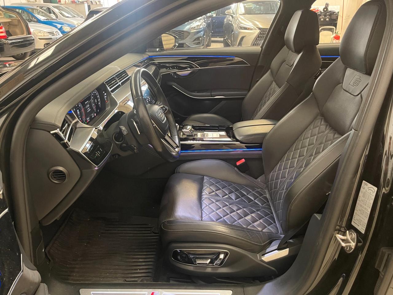 Audi A8 50 TDI quattro 286cv tiptronic-LEGGI SOTTO