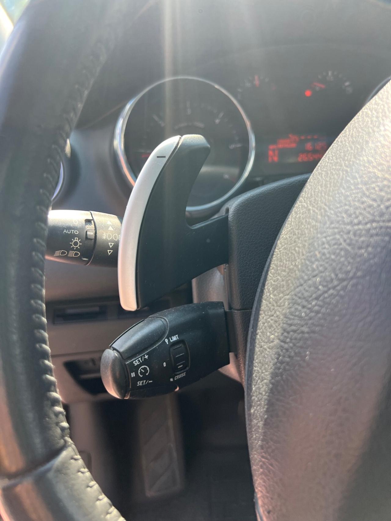 Peugeot 5008 1.6 e-HDi 112CV Stop&Start cambio robotizzato Active