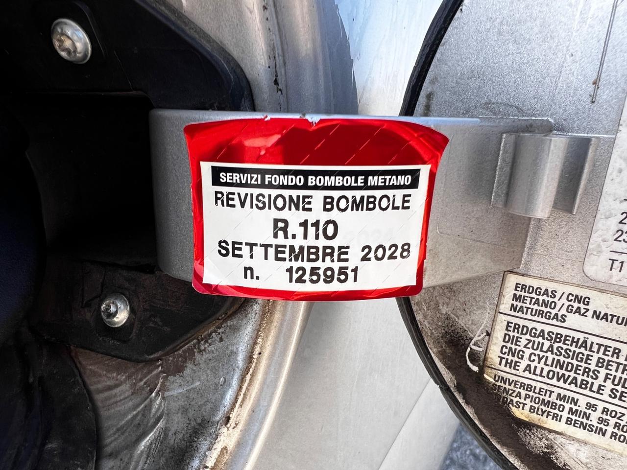 Opel Zafira 1.6 16V ecoM 94CV Cosmo