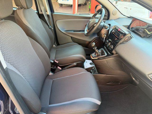 LANCIA Ypsilon 1.2 69 CV 5 porte PREZZO REALE