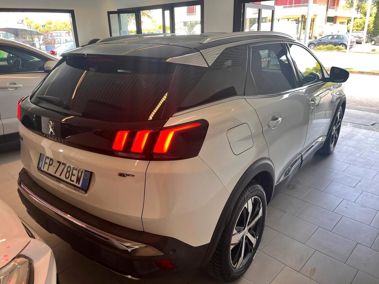 Peugeot 3008 BlueHDi 180 S&S EAT8 GT