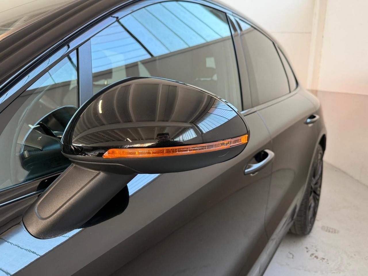 Porsche Macan 3.6 Turbo full optional GANCIO TRAINO+CHRONO+CARBO+SCARICO+DOPPIO TETTO