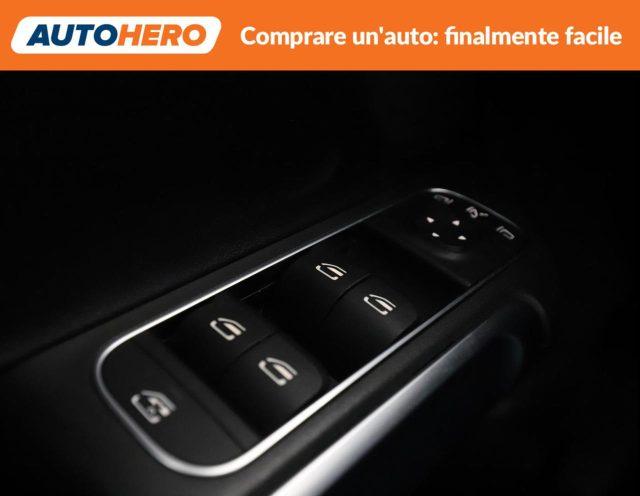 MERCEDES-BENZ GLB 200 d Automatic Premium