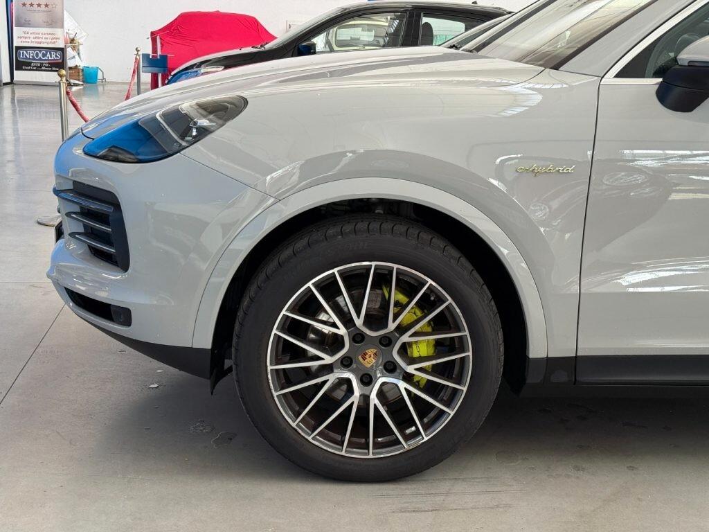 Porsche Cayenne 3.0 V6 E-Hybrid PHEV Plug-in