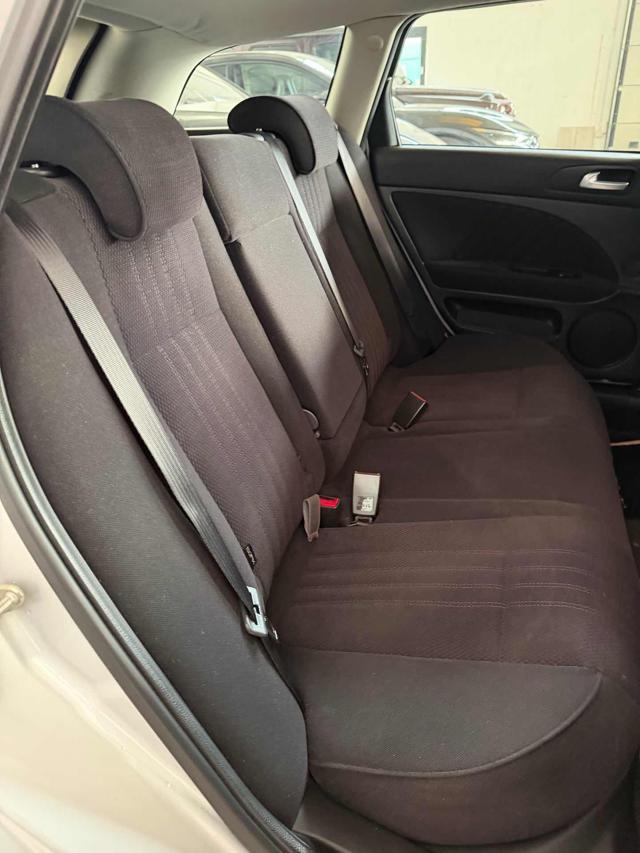 ALFA ROMEO 159 1.9 JTDm 16V Sportwagon Distinctive