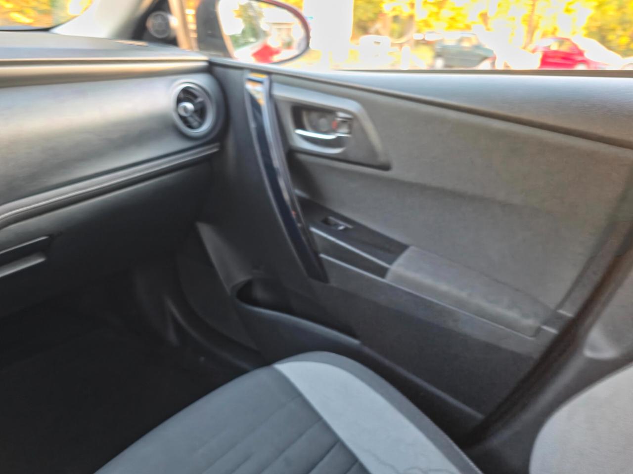 Toyota Auris 1.8 Hybrid Business Automatico E6 NEO 2016