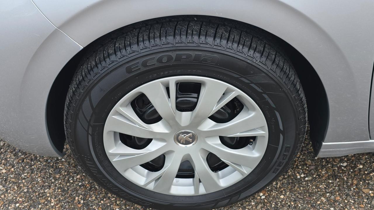 Peugeot 208 1.2 VTi 82 CV 5 porte Active