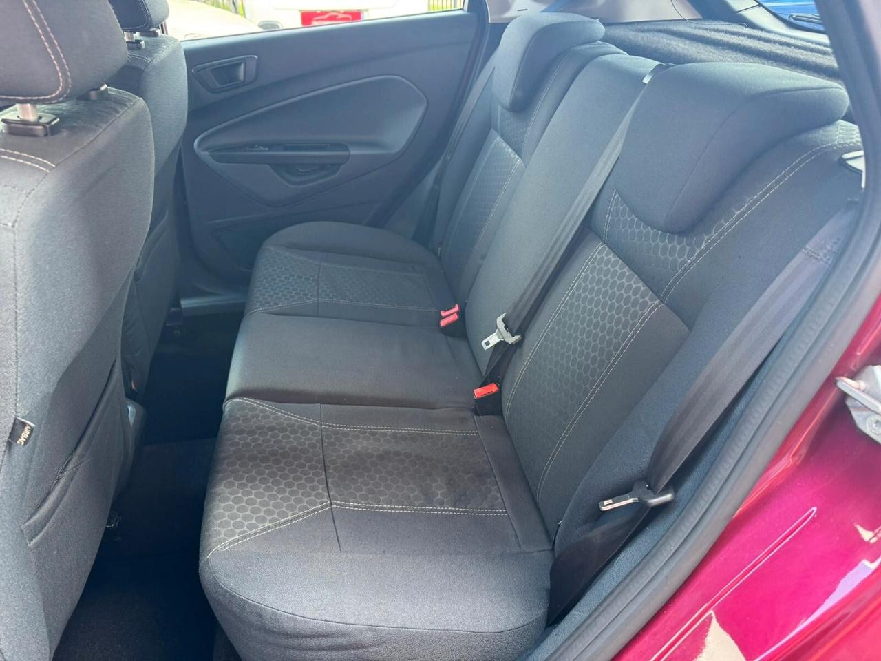 Ford Fiesta 1.4 TDCi 70cv 5p. Titanium