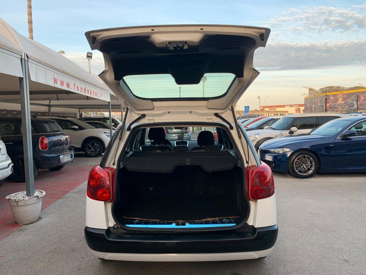 Peugeot 207 1.6 HDi 90CV 5p. 99g