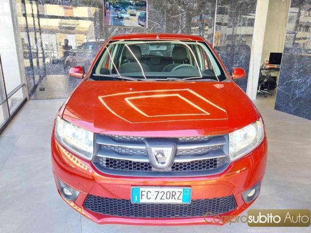 DACIA Sandero 1.2 75CV Serie Speciale Lauréate Family