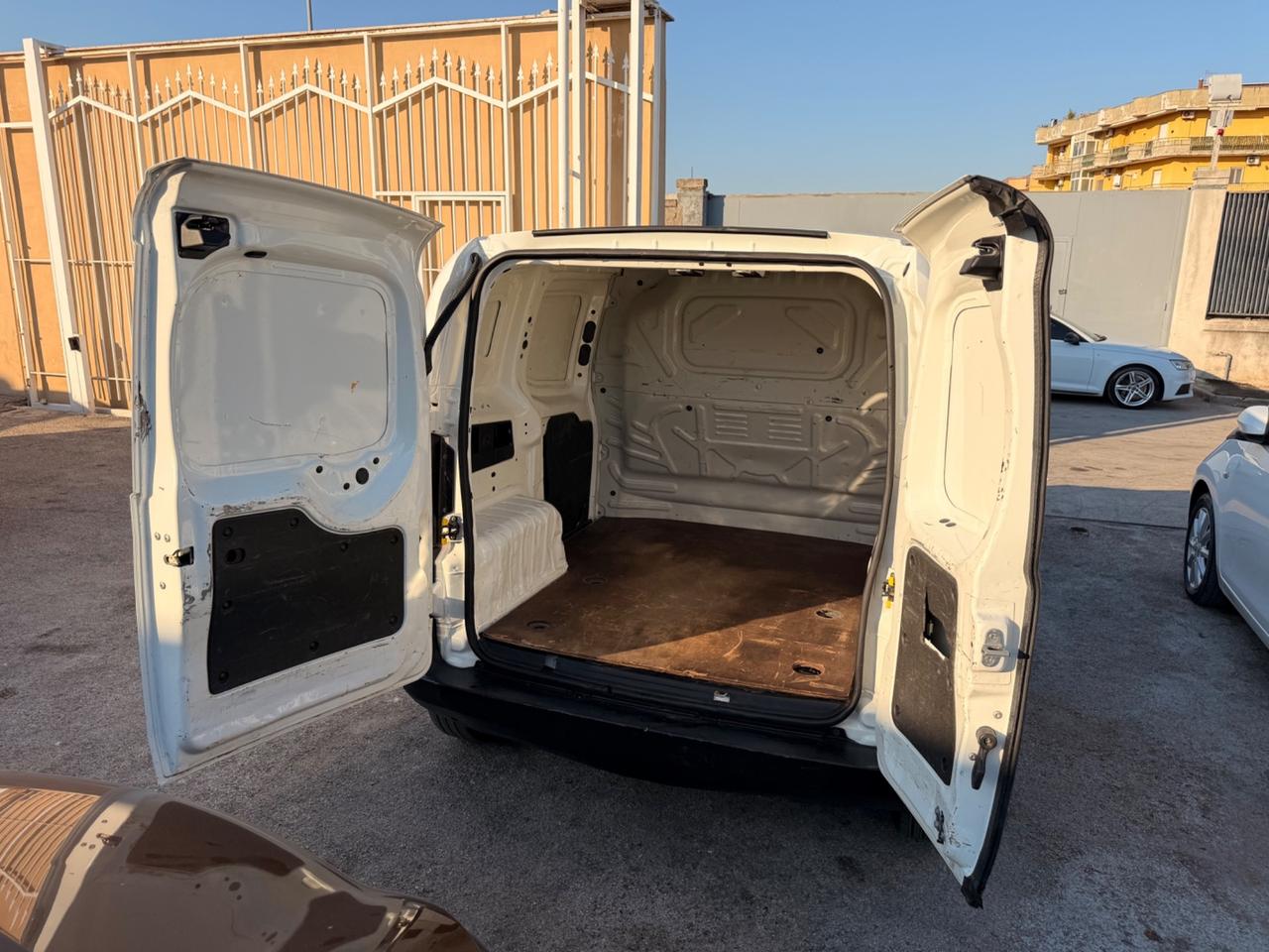 Fiat Fiorino 1.3 MJT 80CV Con porta laterale