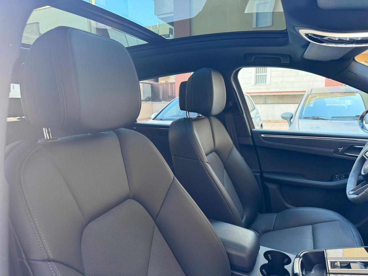 Porsche Macan 2.0 265cv TETTO