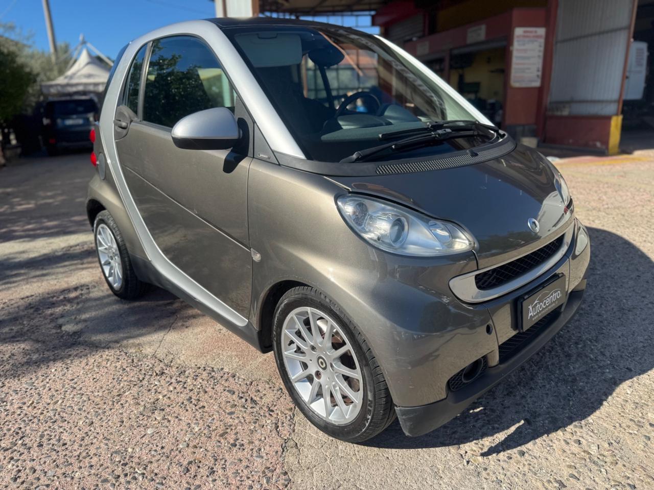 Smart ForTwo 1000 52 kW coupé pure