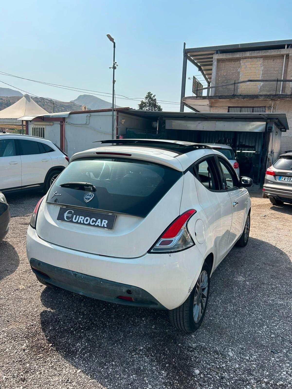 Lancia Ypsilon 1.3 MJT 16V 95 CV 5 porte S&S Silver P.S. VISTA E PIACIUTA