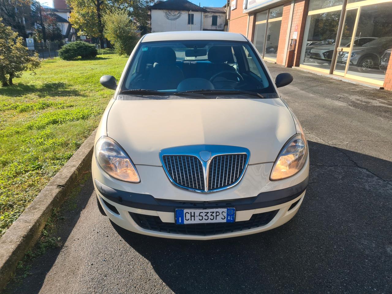 Lancia Y 1.2i cat LS