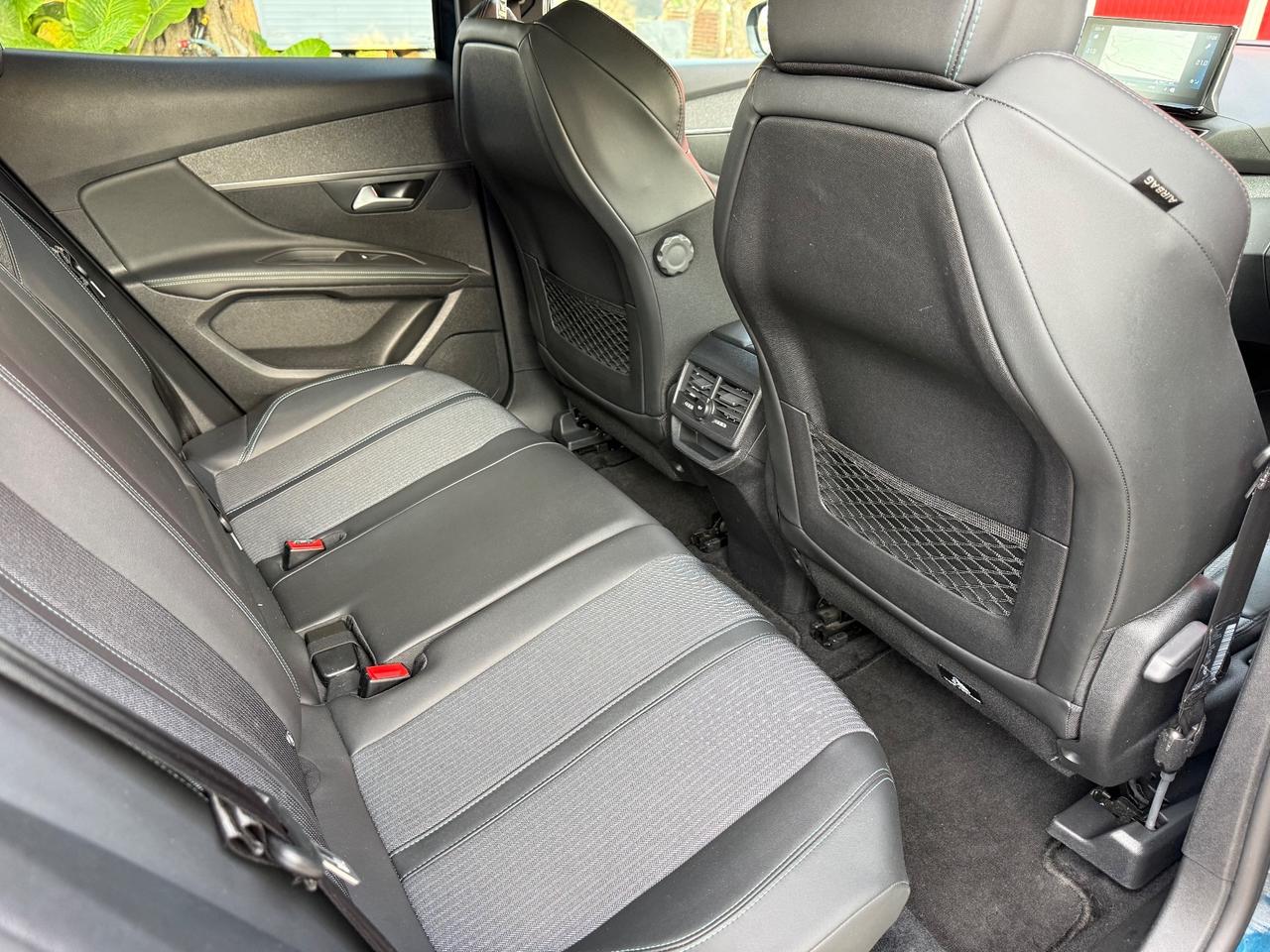 Peugeot 3008 BlueHDi 130 S&S EAT8 Allure Pack