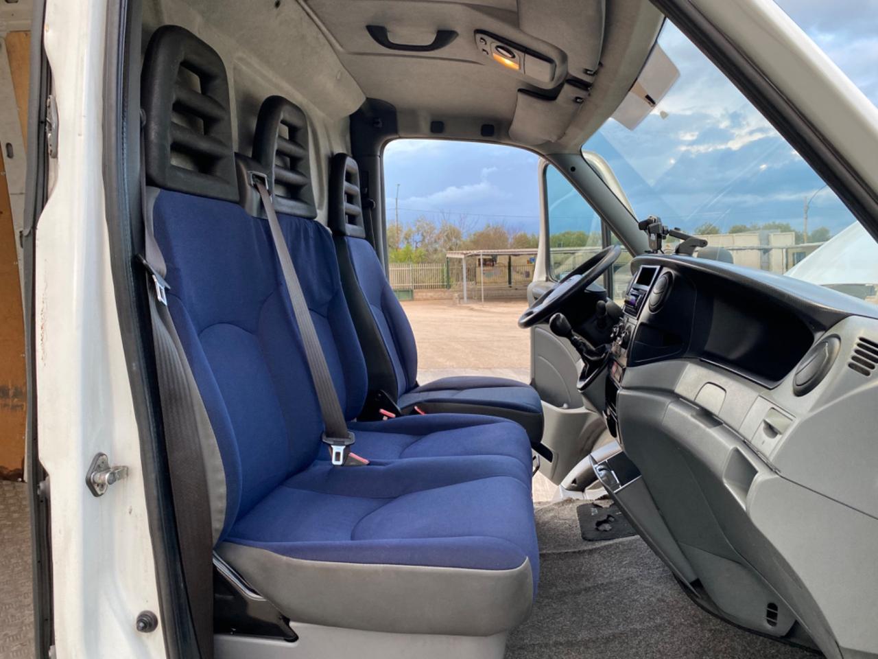 Iveco Daily 35/S/10, TETTO ALTO, PASSO LUNGO, GEMELLATO,Unico propietario