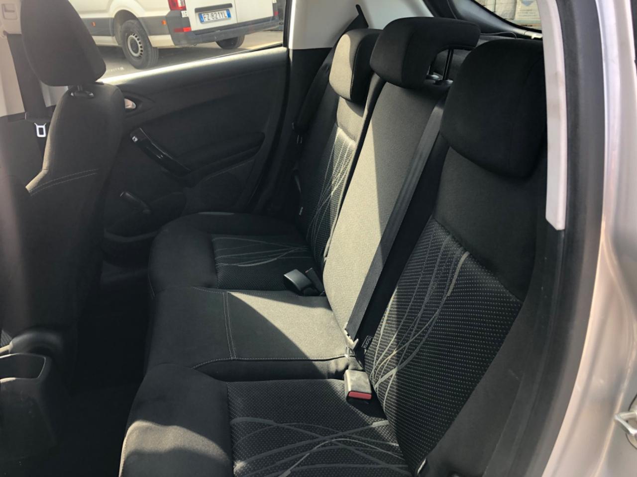 Peugeot 208 1.4 VTi 95 CV 5p. GPL Active