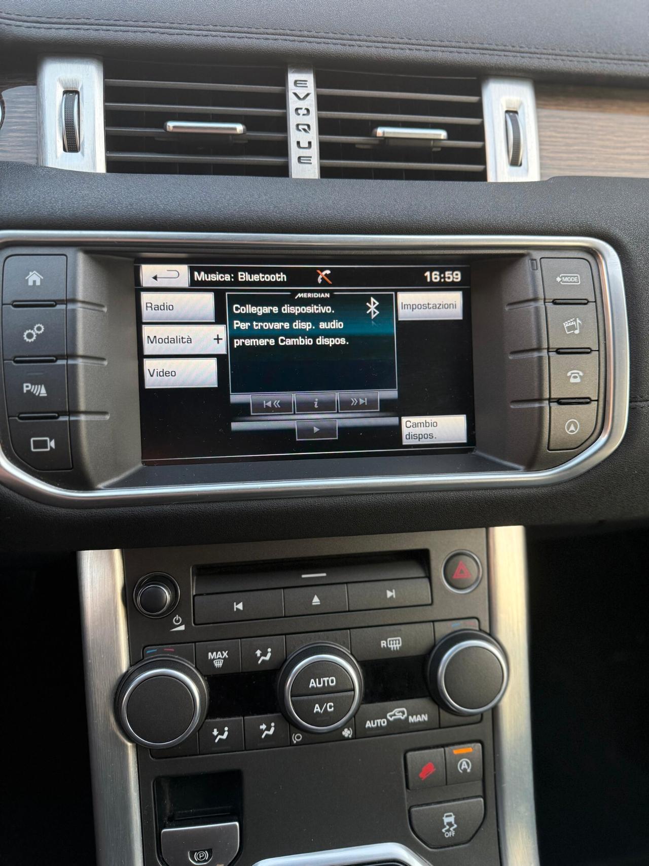 Land Rover Range Evoque 2.0 TD4 180 CV 5p. Pure