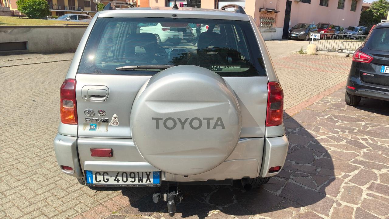 Toyota RAV 4 2.0 Tdi D-4D cat 5p Sol e Gancio