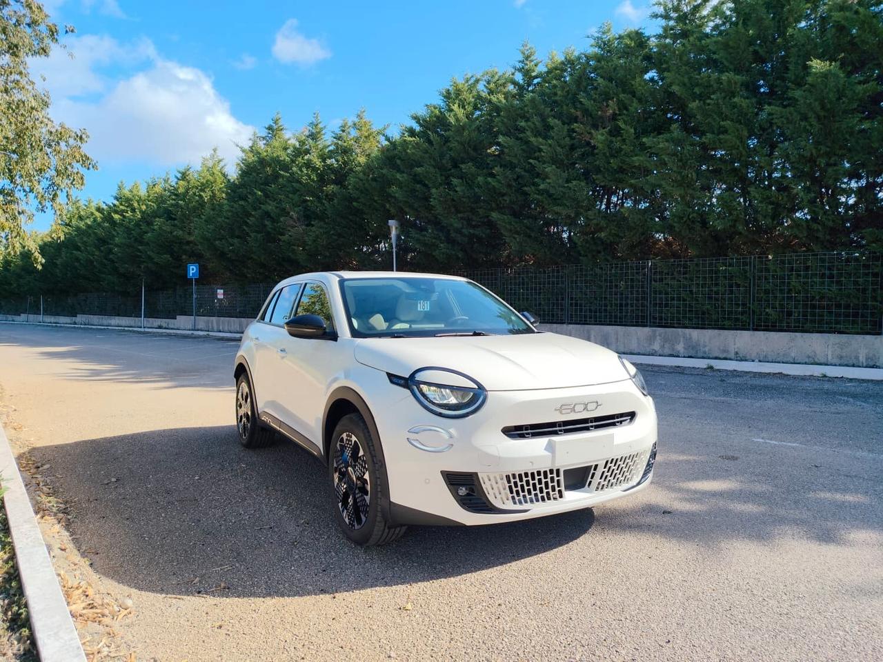 Fiat 600 Hybrid 110 CV DCT MHEV La Prima