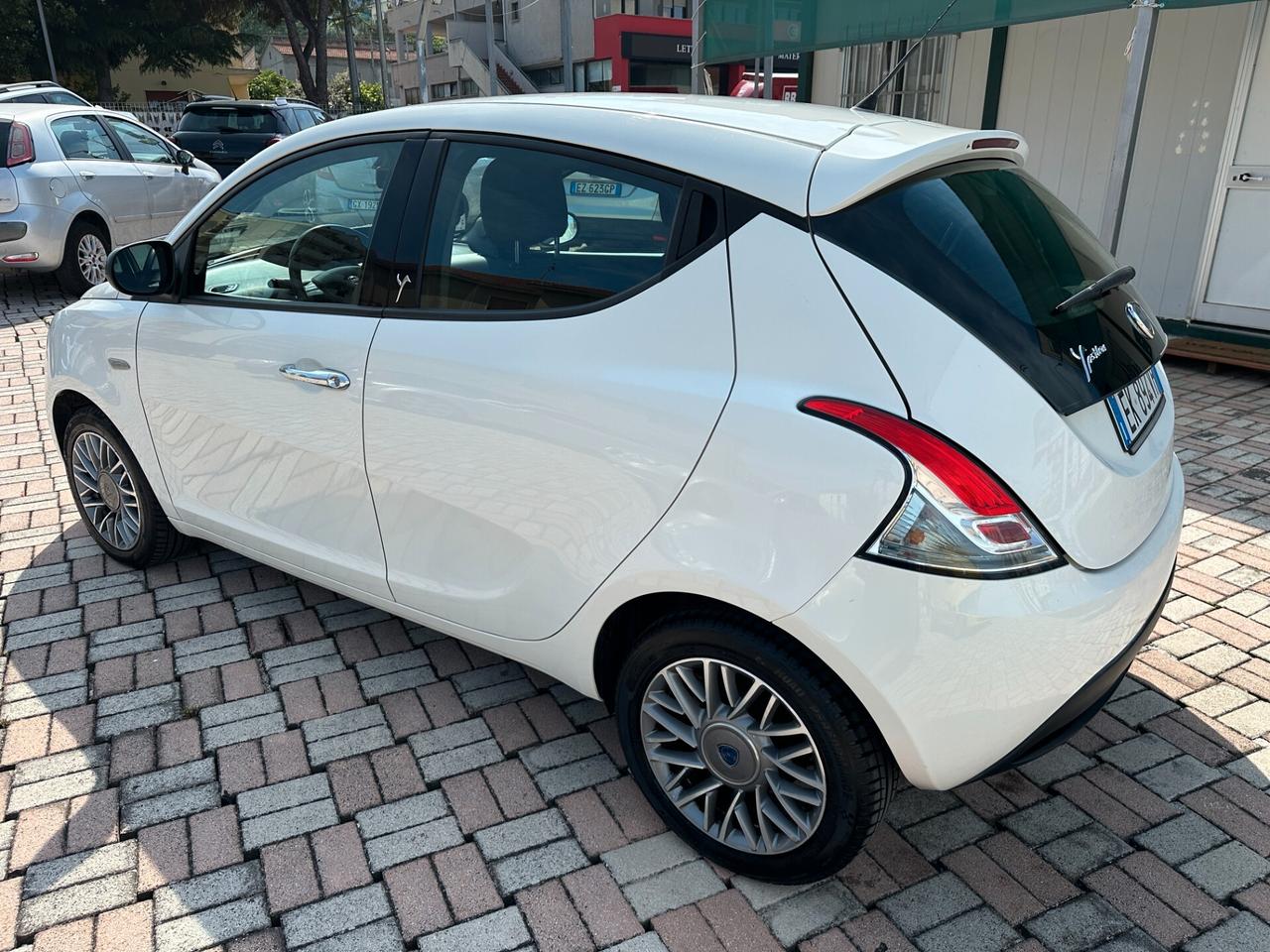 Lancia Ypsilon 1.3 MJT 16V 95 CV 5 porte S&S Gold