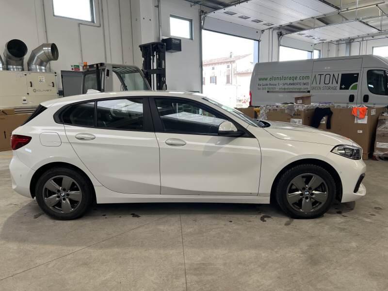 Bmw 118 118d 5p. Business Advantage